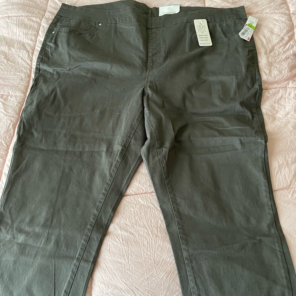 Westbound high rise capris
